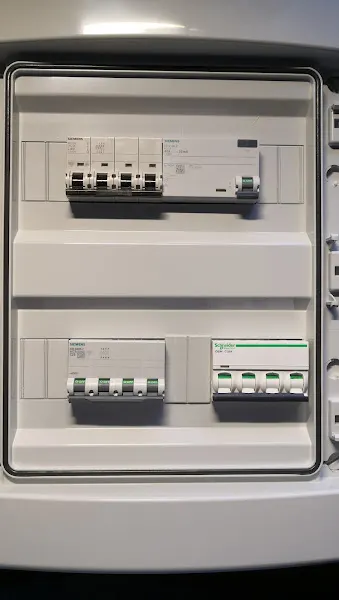 Instalador electricista autorizado