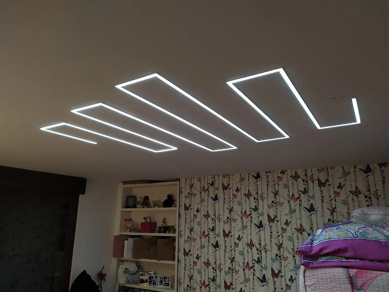 Electricistas Moratalaz Luzmart