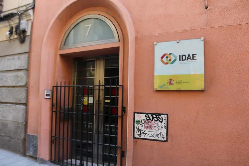 Instituto para la Diversificación y Ahorro de la Energía (IDAE)