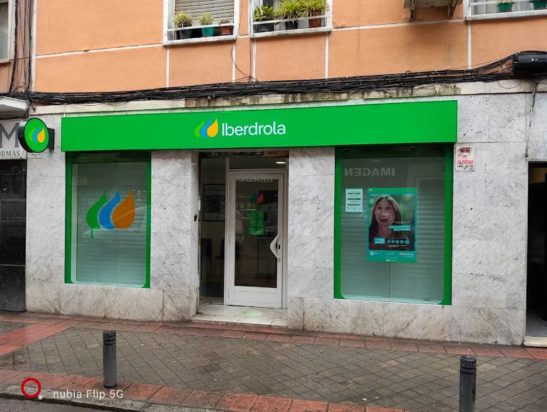 Iberdrola Clientes - Compañía eléctrica en Madrid - foto 2