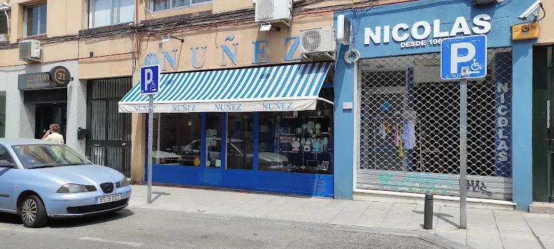 NUÑEZ - Tienda de iluminación en Madrid - foto 2