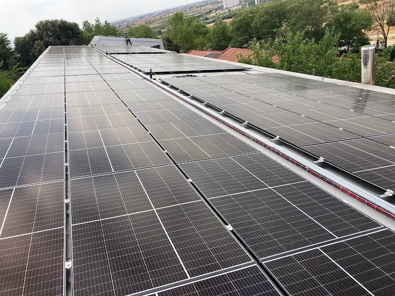 FOTOVOLTAICA SERVICIOS - Proveedor de equipos de energía solar en Madrid - foto 2