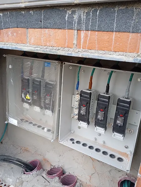 Ant-Elec ( servicio eléctrico)