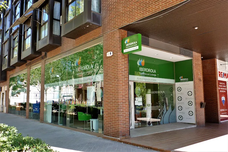Iberdrola Clientes - Proveedor de equipos de energía solar en Madrid - foto 2