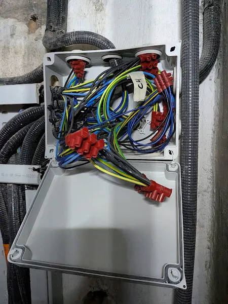 El Artesano Electricista
