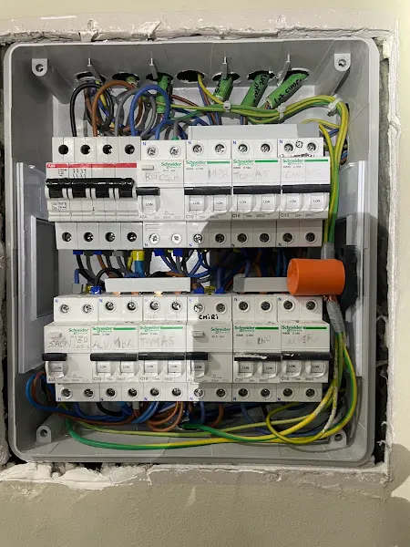Electricista Urgente Canbarcel Mantenimiento