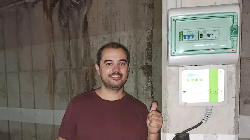 Toni Romero Instalaciones - Electricista en Barcelona - foto 2