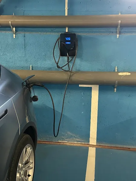 PlugmyCar