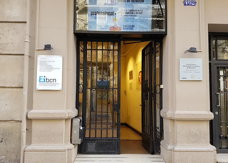 Escuela Gremial de Electricidad y Fontanería de Barcelona SL
