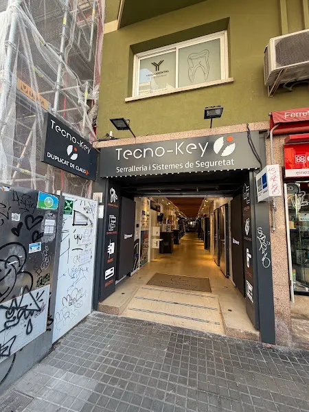 TECNO-KEY - Botiga de panys en Barcelona - foto 2