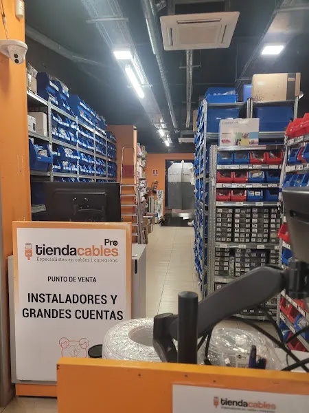 TiendaCables - Tienda de componentes electrónicos en Barcelona - foto 2
