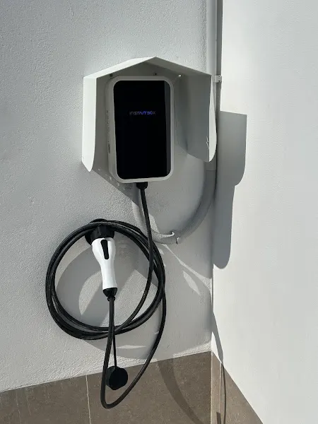Instantbox - Cargadores Eléctricos