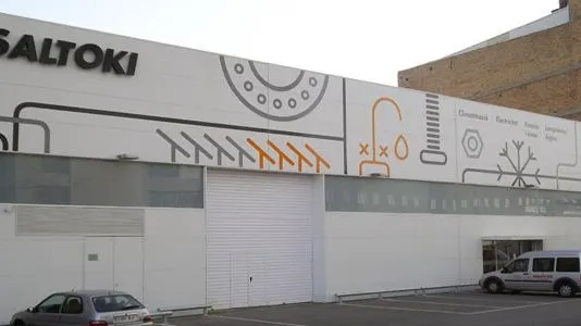 Saltoki - Tienda de artículos de fontanería en Barcelona - foto 2