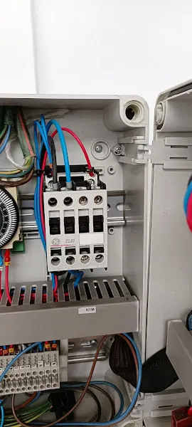 S.A.T. TECNIPROf24/7 - Electricista en Barcelona - foto 2