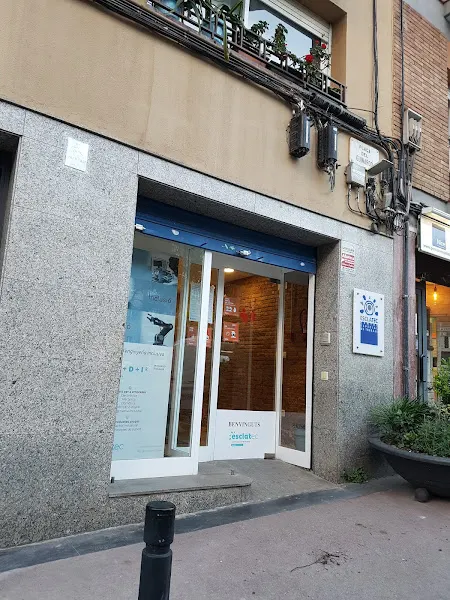 Esclatec - Asociación u organización en Barcelona - foto 2