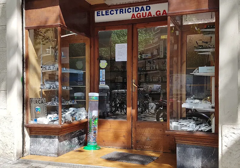 Lampistería Eduardo José S.C.C.L. - Tienda de iluminación en Barcelona - foto 2