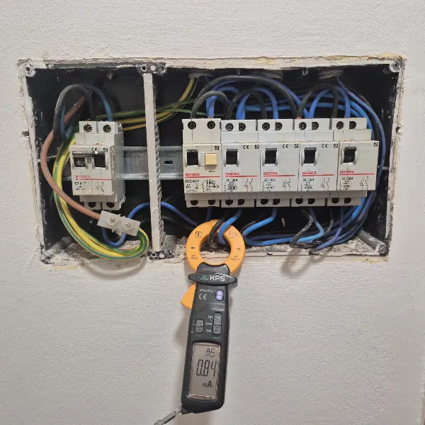 Bima Instalaciones - Servicio de instalación eléctrica en Vilanova i la Geltrú - foto 2