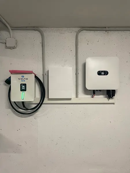 ION Proyectos Empresa de climatización y fotovoltaica - Equipos y soluciones de energía en València - foto 2
