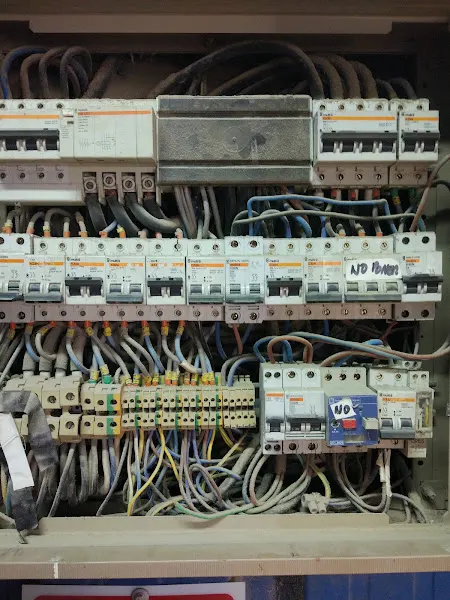 Boletines Eléctricos y Electricistas CPN - Electricista en València - foto 2