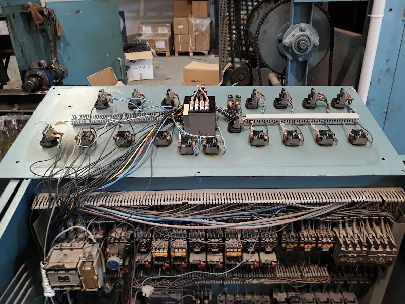 Electricidad Navas (Instalaciones eléctricas y venta de material ) - Paiporta