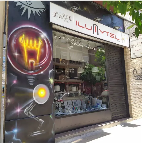 ILUMYTEL - Tienda de iluminación en València - foto 2