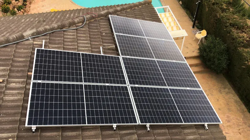 GreenCar Solutions SL - Proveedor de equipos de energía solar en València - foto 2